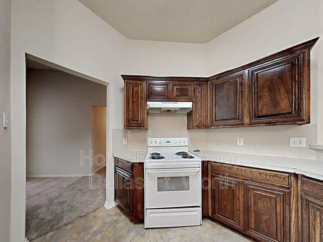 Building Photo - 8001 Mourning Dove Dr
