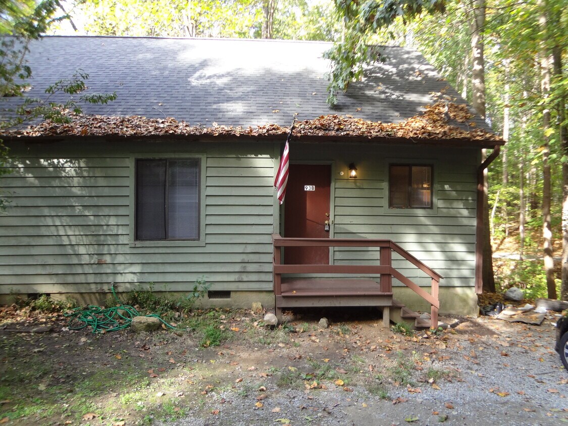 Front Exterior - 93 Lystra Hills Ln