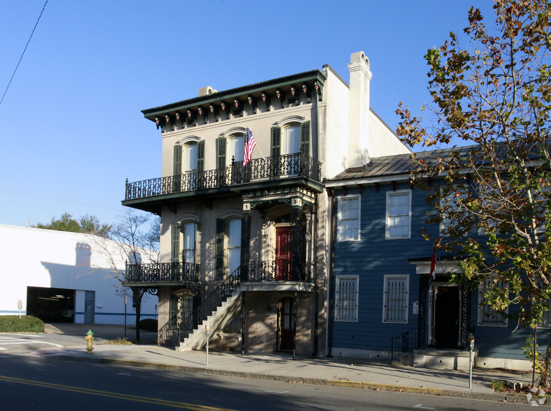Building Photo - 530 E Broughton St