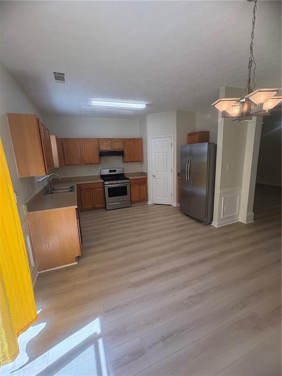 Foto del edificio - 3880 Grovemont Pl