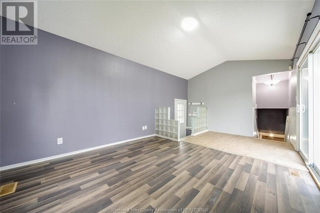 Building Photo - 1167 Isabelle Pl
