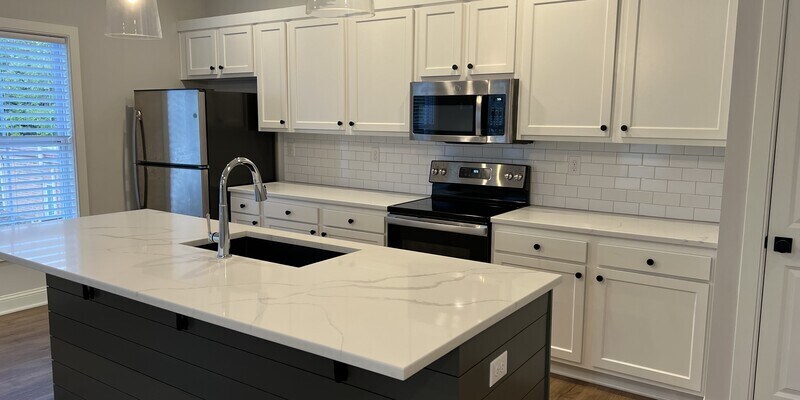 Foto principal - 238 Chenoweth Ln