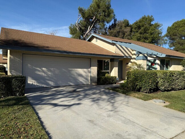 Foto del edificio - The Popular Freestanding El Dorado in Leisure Village