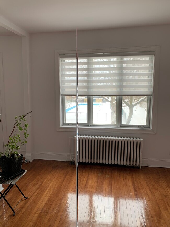 Building Photo - 846 Av Wiseman