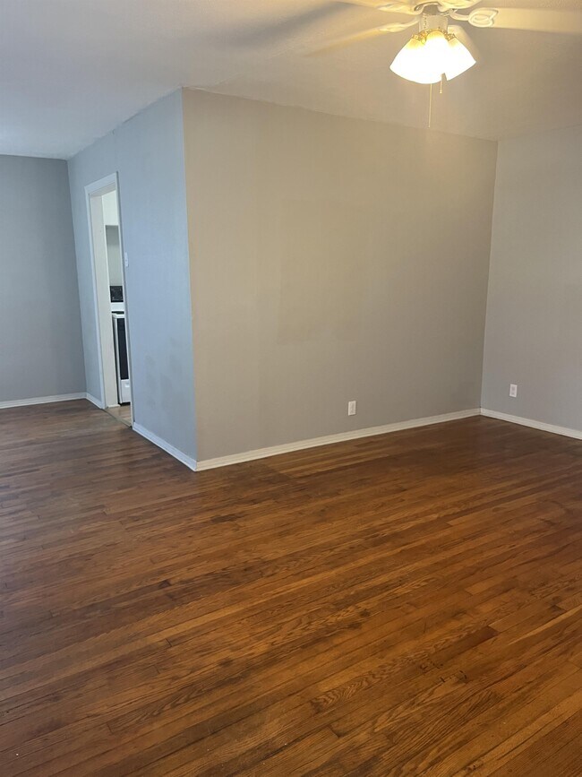 Foto del edificio - 1000 S Stockton Ave