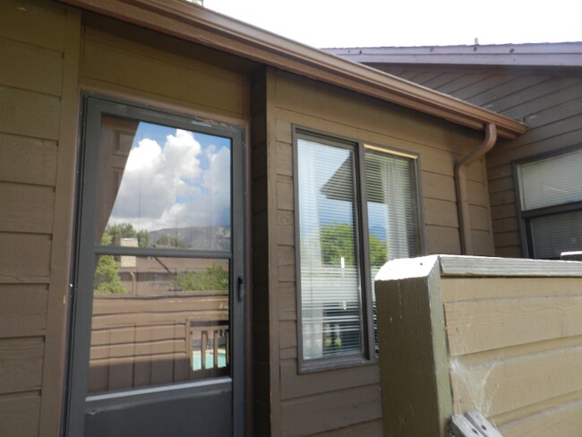 Foto del edificio - 3315 Capstan Way