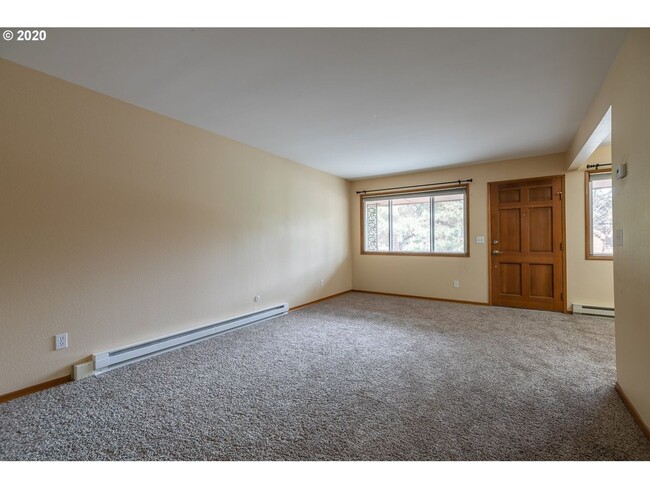 Foto del edificio - Great Condo in NE Portland - Irvington!