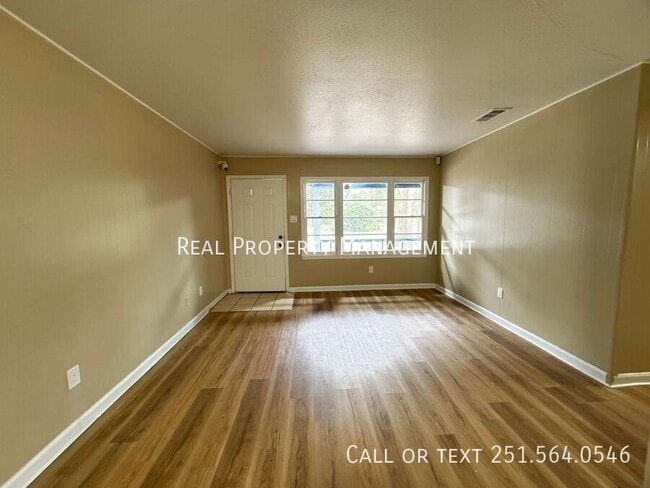 Foto del edificio - 6559 Athey Ct