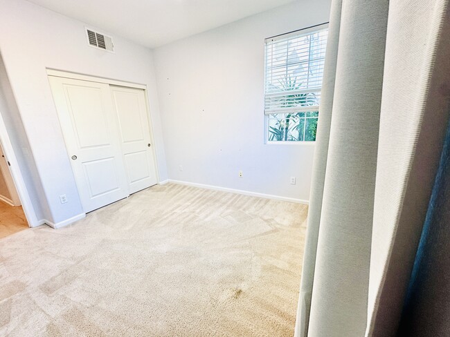 Foto del edificio - 15770 Myrtlewood Ave