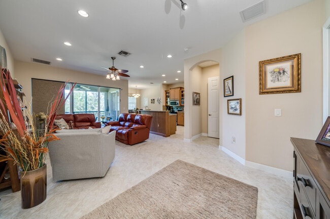 Foto del edificio - 8348 NW 127th Ln