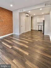 Building Photo - 113 S Washington St