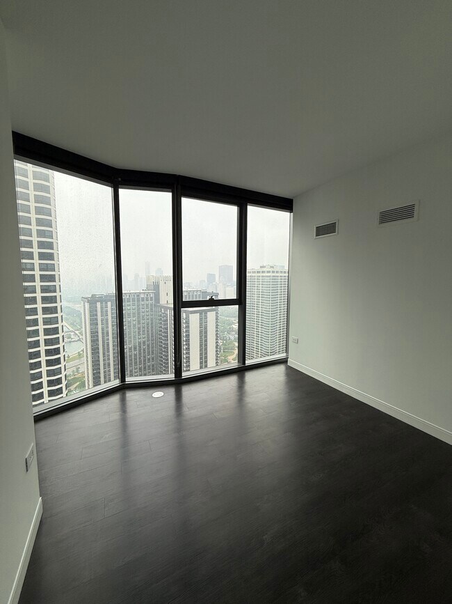 Foto del edificio - 450 E Waterside Dr