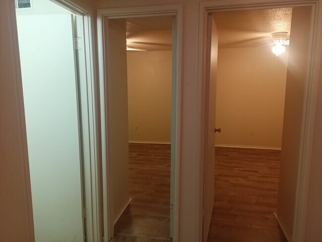 Foto del edificio - 2373 Williams Creek Rd