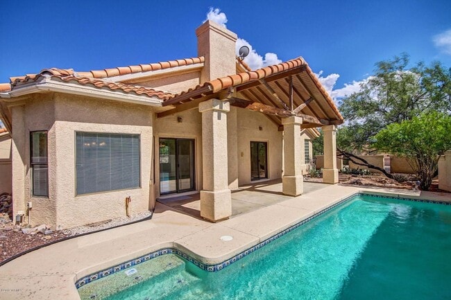 Foto del edificio - 3 Bedroom, 3 Bath