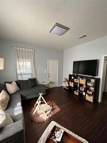 Foto del edificio - 7027 Pecan St