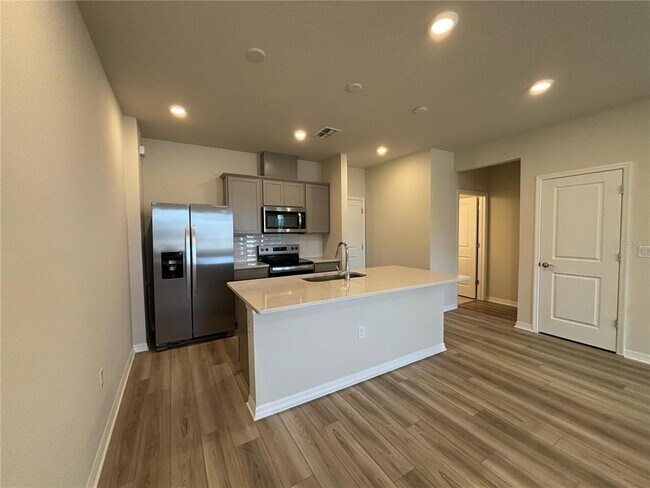 Foto del edificio - 16274 Bright Leaf Rd