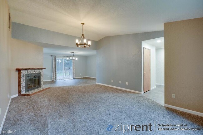 Building Photo - 3 br, 2 bath House - 5629 Renee Court Sout...