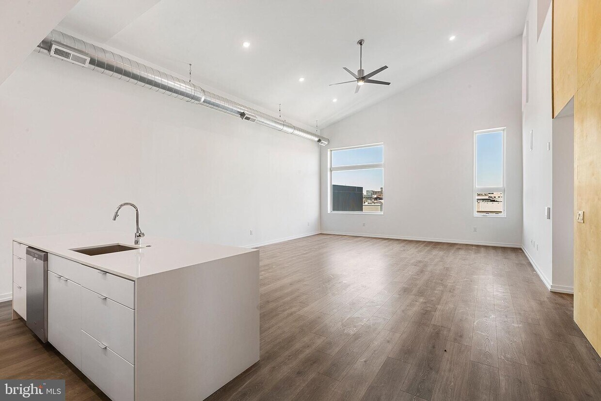 Foto principal - 1240 N 10th St