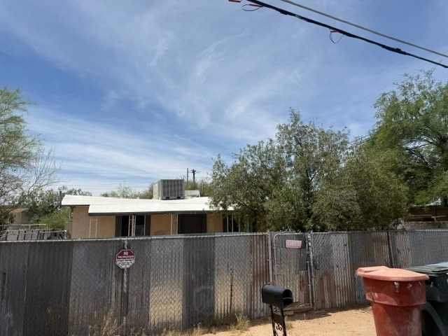 Building Photo - 5144 S 11th Ave