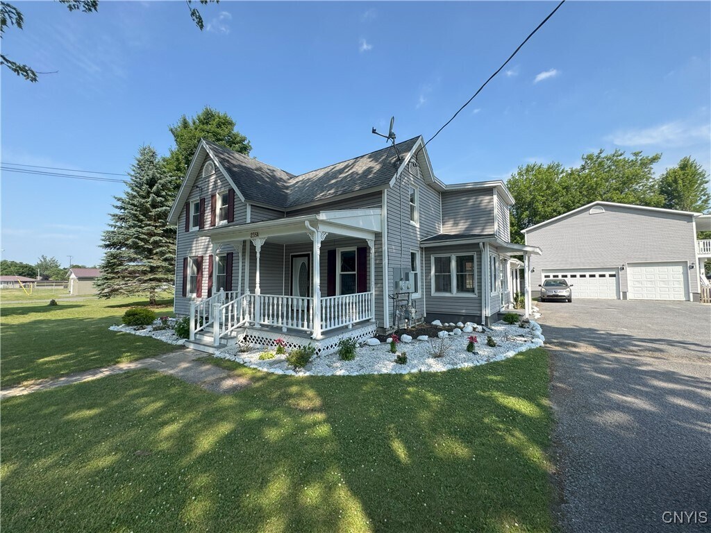 Foto principal - 235 Maple St