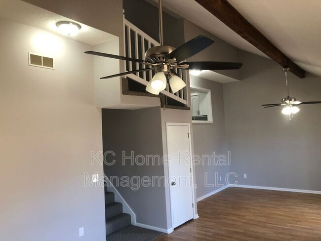Foto del edificio - 6225 Mullen Rd
