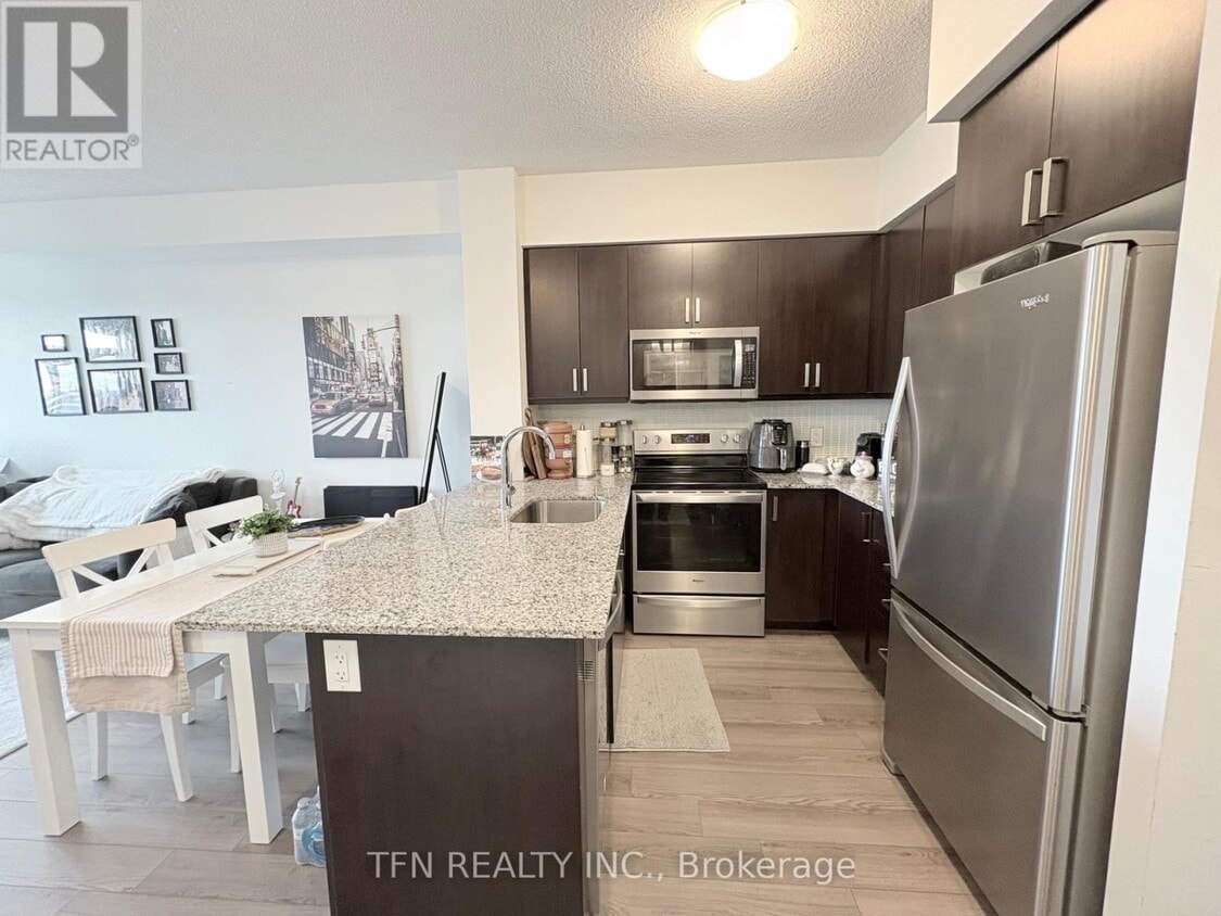 Primary Photo - 1603-1603 Eglinton Ave W