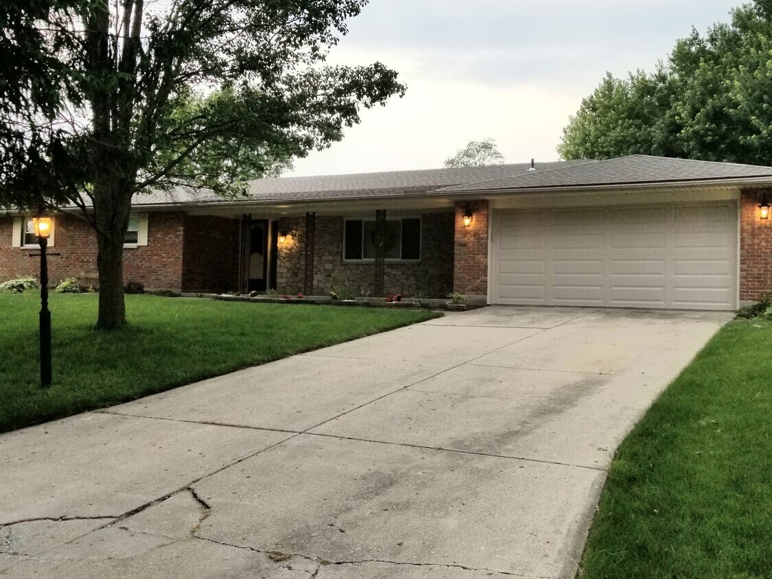 2131 Prudence Dr., Beavercreek, OH 45431 House for Rent in