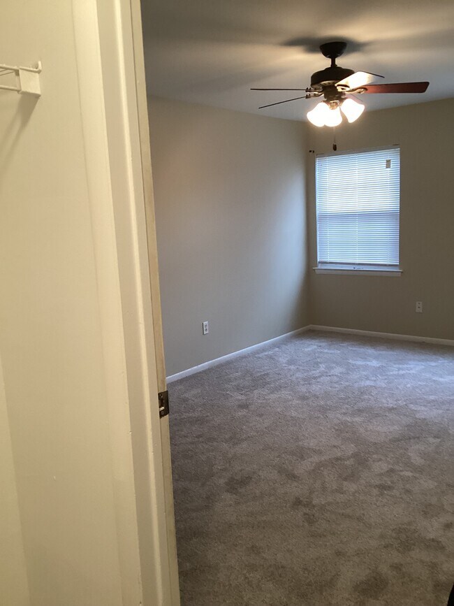 Foto del edificio - 406A Willow Turn