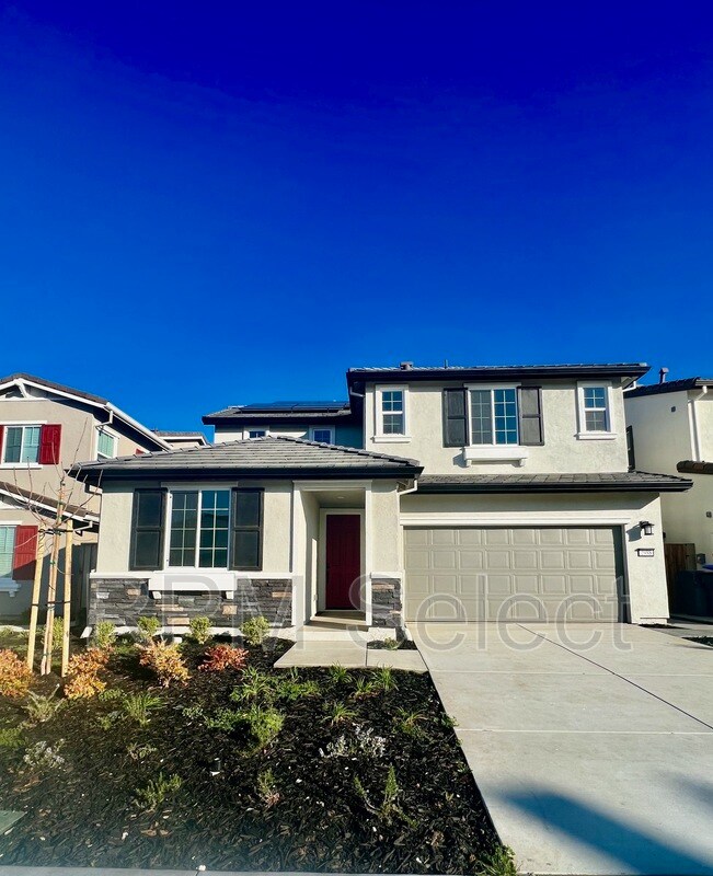 Foto principal - 2988 Newberry St