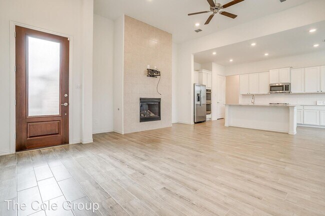 Building Photo - 2 br, 2.5 bath House - 1935 Spotted Fawn Dr
