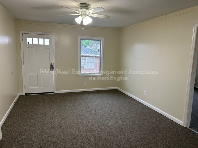 Foto del edificio - 724 W Taylor St