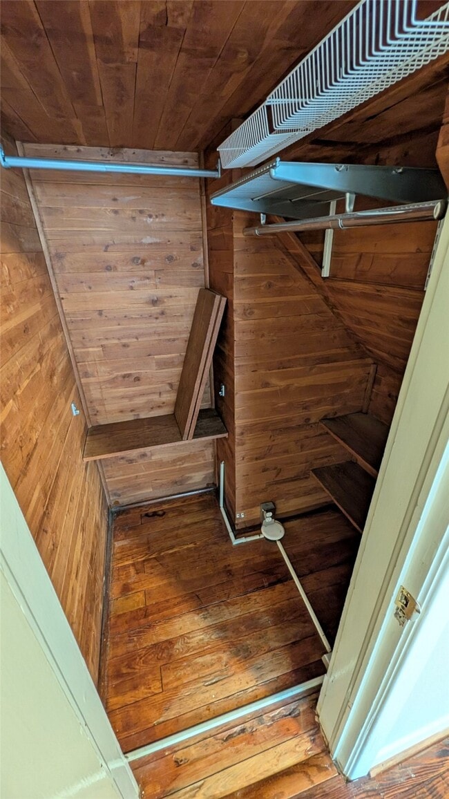 Building Photo - 412 Cordell St