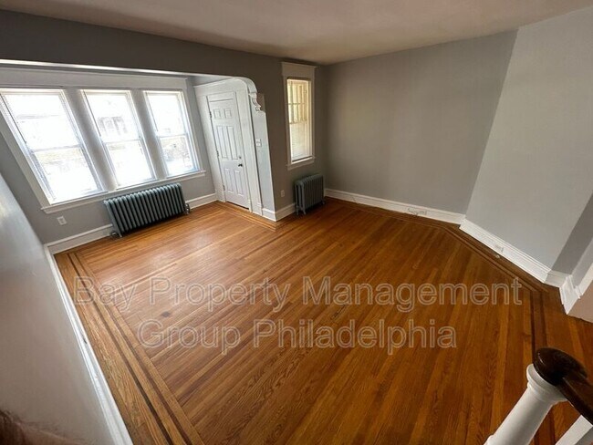 Foto del edificio - 5940 N Lawrence St