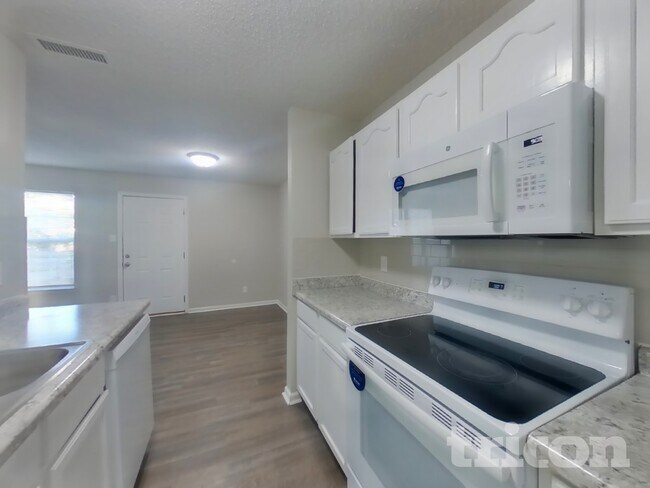 Building Photo - 1256 Odell Ln