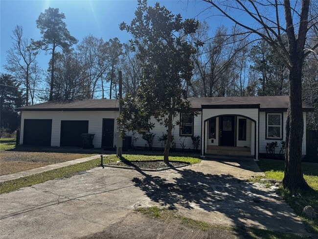 Building Photo - 4302 Trent Rd