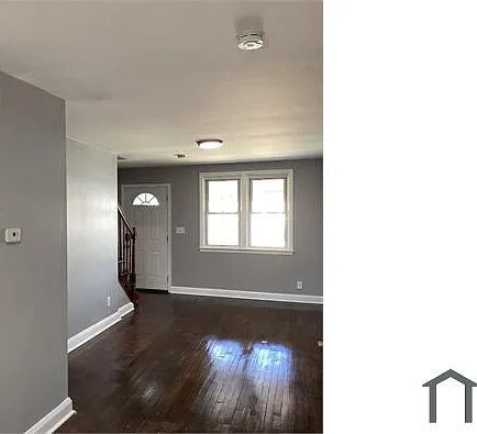 Building Photo - 2 bedrooms 2 bathrooms