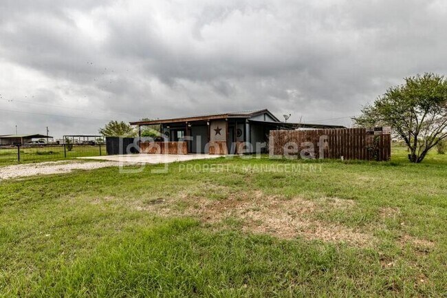 Building Photo - 226 Sunfire Trail