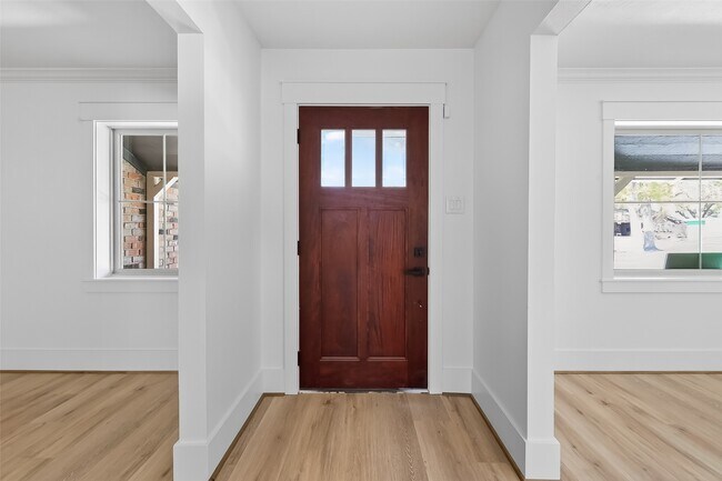 Foto del edificio - 1906 Shadow Bend Dr