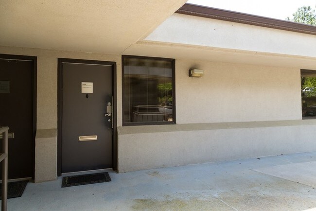 Building Photo - 727 Eastowne Dr