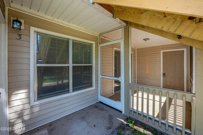 Building Photo - 1600 Big Tree Rd