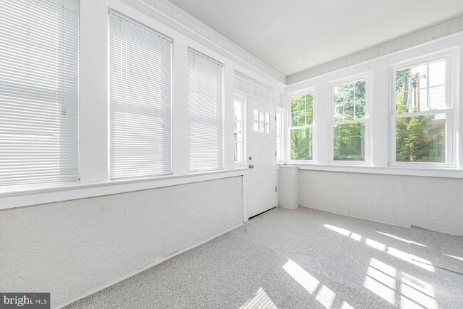 Building Photo - 511 Bettlewood Ave