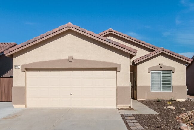 Building Photo - 8146 E Onza Ave