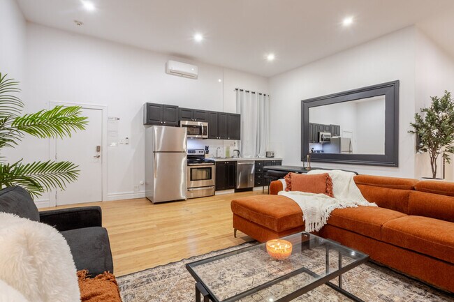 Photo du bâtiment - 56 Rue Notre-Dame Ouest-SI ID1602248P