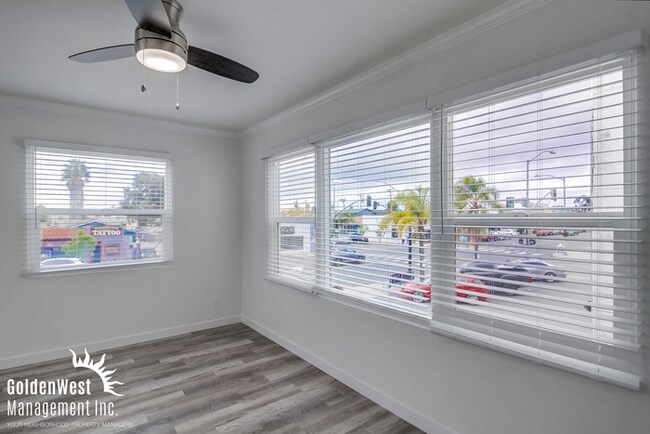 Foto del edificio - Remodeled 1Bd/1Ba Upstairs Condo in the He...