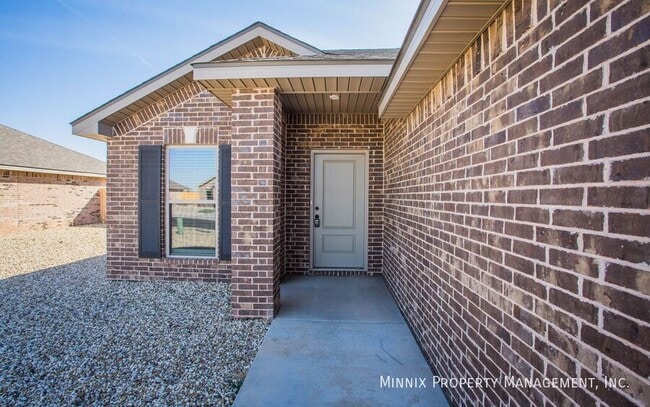 Building Photo - 2129 Langford Ave