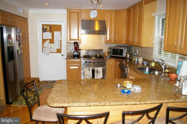 Building Photo - 8803 Sandy Ridge Ct