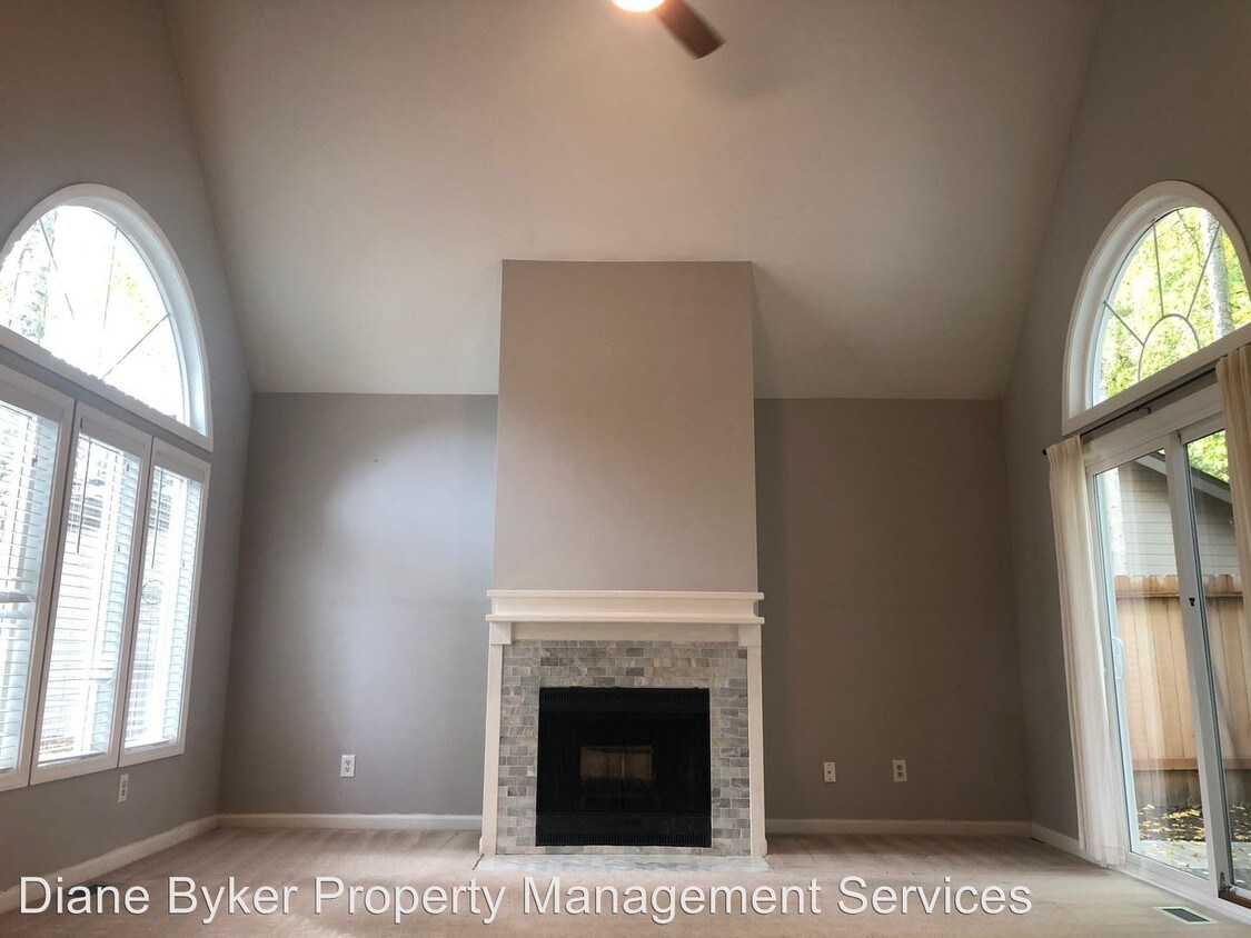 Primary Photo - 4 br, 3 bath House - 4751 Sportsman Drive