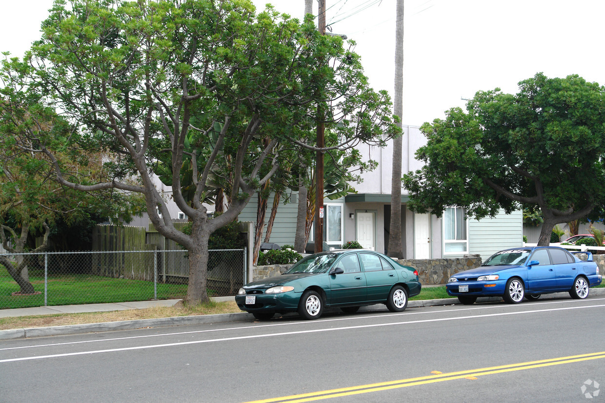 Building Photo - 3512 Harding St