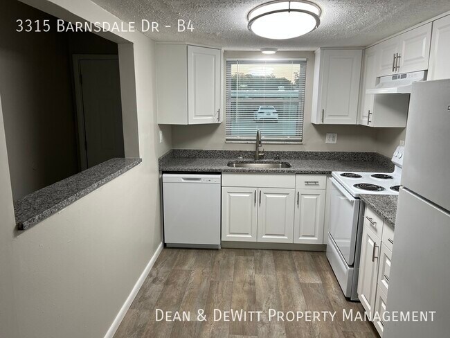 Building Photo - Renovated 1/1 Apt in Largo - For Rent