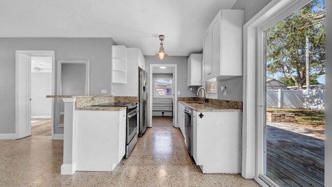Foto del edificio - 5601 Cedar St NE